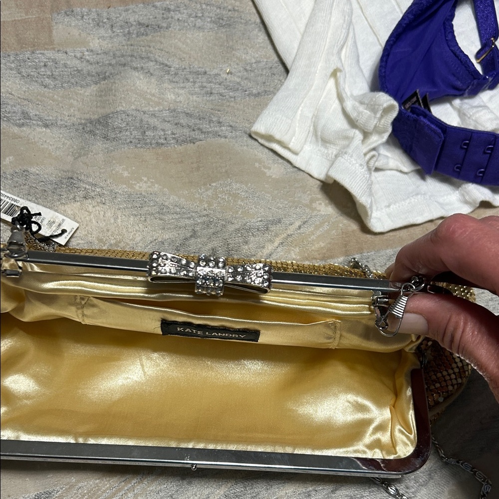 Kate Landry Gold Sequin Chain Clutch - Picture 5 of 7
